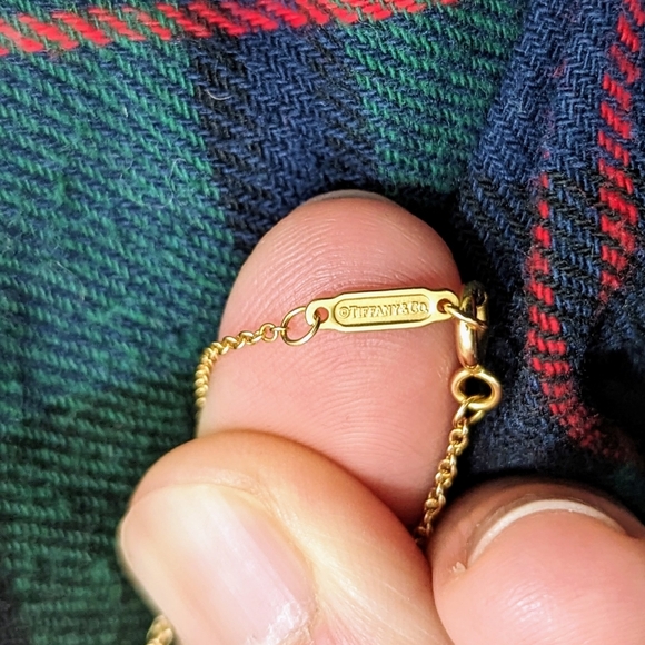 RARE. Tiffany & Co. Arrow Rose gold Necklace - Picture 3 of 4